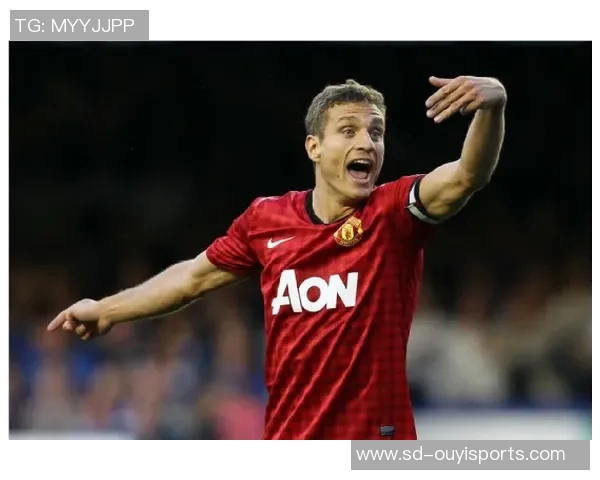 现代足球巨星崛起之路：从青涩少年到世界舞台的领军人物